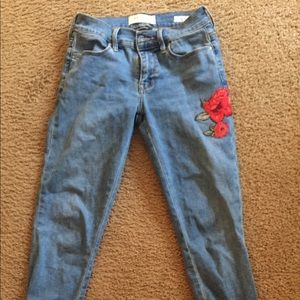PacSun Jeans with red roses